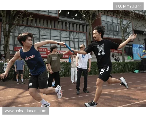 围绕篮球运动探索团队协作激情与竞技魅力全景呈现精彩瞬间全程见证