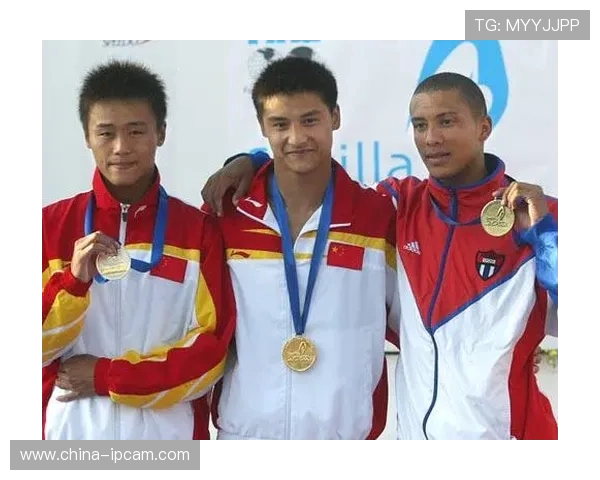 跳水运动发展历程与技艺提升：从古代水上表演到现代竞技体育的蜕变